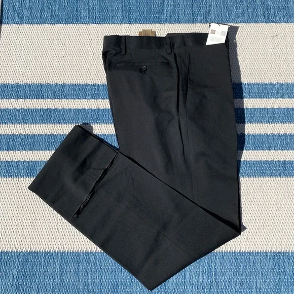 NWT! Mens Burberry Lightweight Wool Dress Pants, Basic Black. Size 33 - 34”waist - Picture 2 of 15